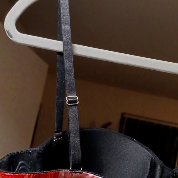 Cute corset cropped top! - Picture 4 of 8